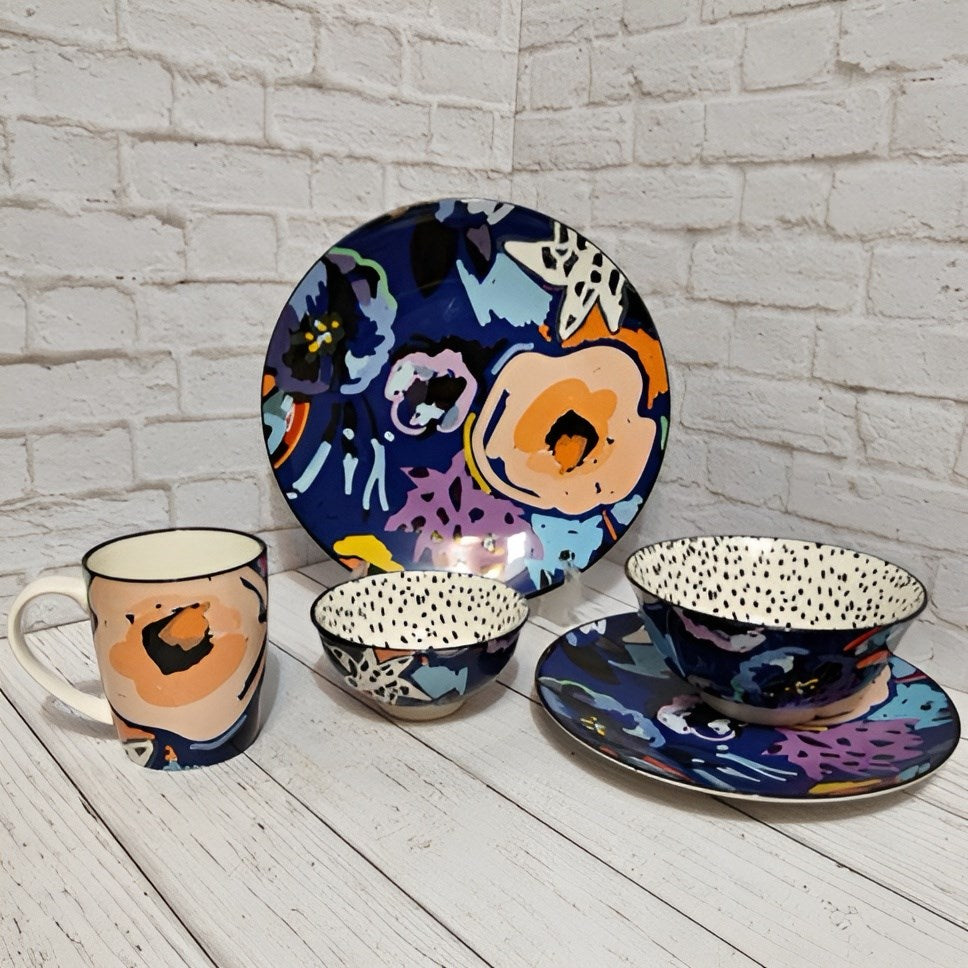 Porcelain Dinnerware with Vibrant Colors - Get 6 dessert plates | Full House Lebanon