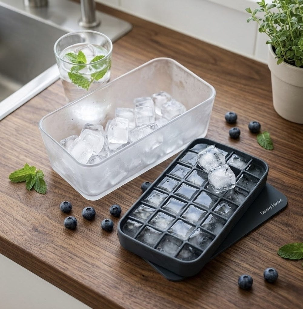 Ice Cube Tray with Storage  Box | Full House Lebanon
