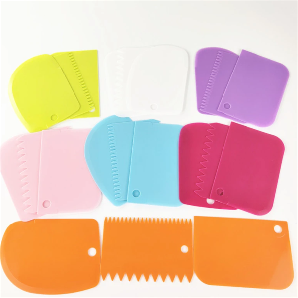 Plastic Cake Scrapers Set (3 Pcs) - Purple | Full House Lebanon