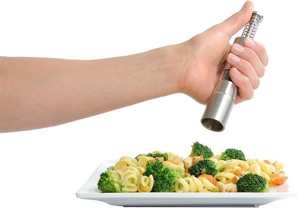 Salt & Pepper Spring Pump Grinder | Full House Lebanon