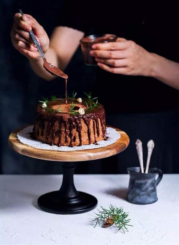 Acacia-Wood Cake Stand | Full House Lebanon