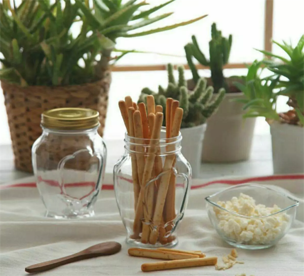 LAV Laura Glass Jars with a Metal Lid - Get 2 sets (370 ml) | Full House Lebanon