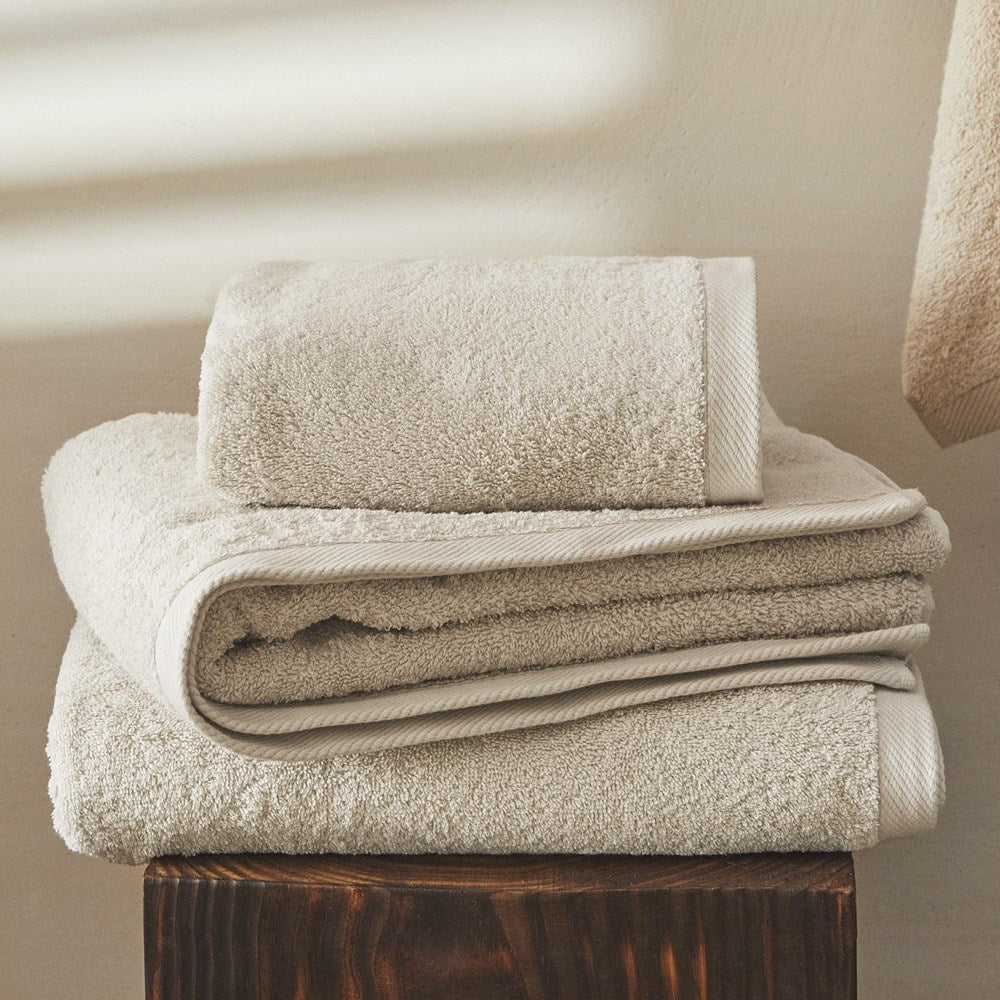 Cannon Plain Combed Towel | Full House Lebanon