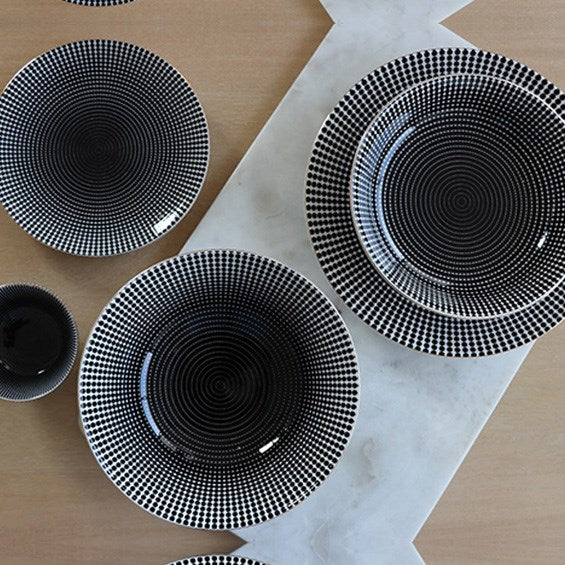 Black Dinnerware - Dessert Plate | Full House Lebanon