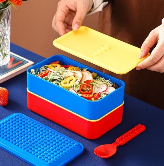 2-tiers Super Fun Lunch Boxes with a Spoon/Fork