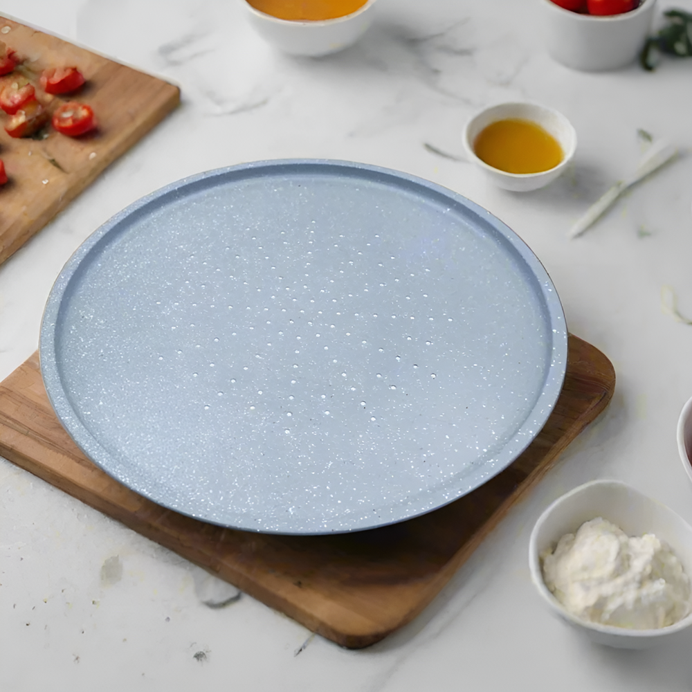 Dosthoff Perforated Pizza Pan | Full House Lebanon