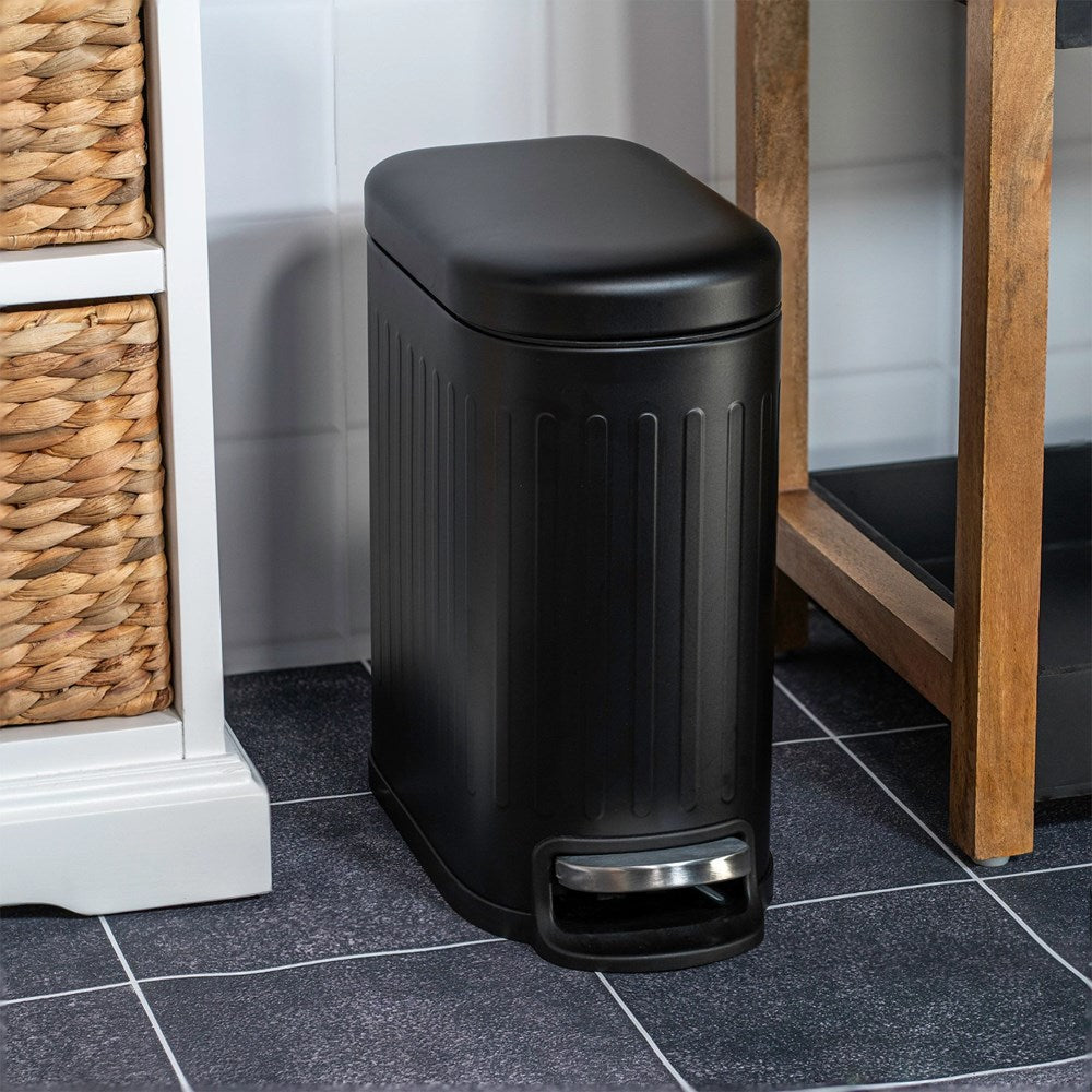 5-Liter Stainless Steel Trash Can with Lid and Pedal - Light Grey | Full House Lebanon