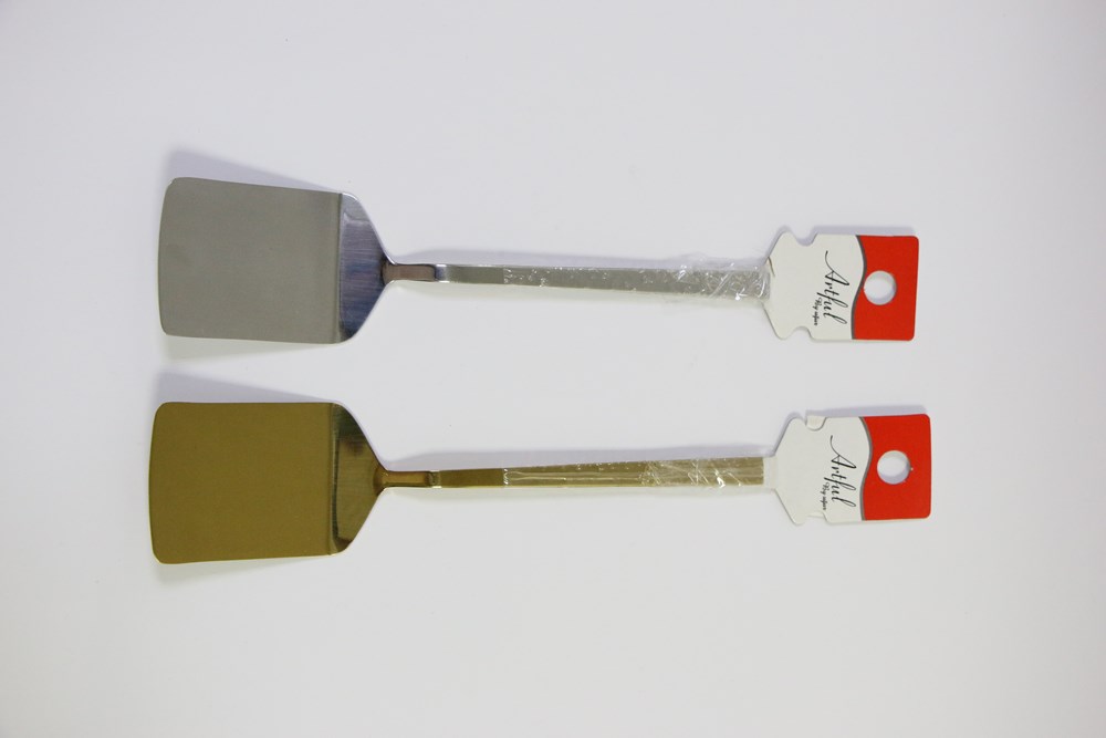 Gold Serving Utensils - Spaghetti Turner | Full House Lebanon
