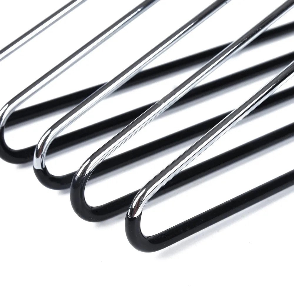 Metal Hanger with Black Rubber | Full House Lebanon