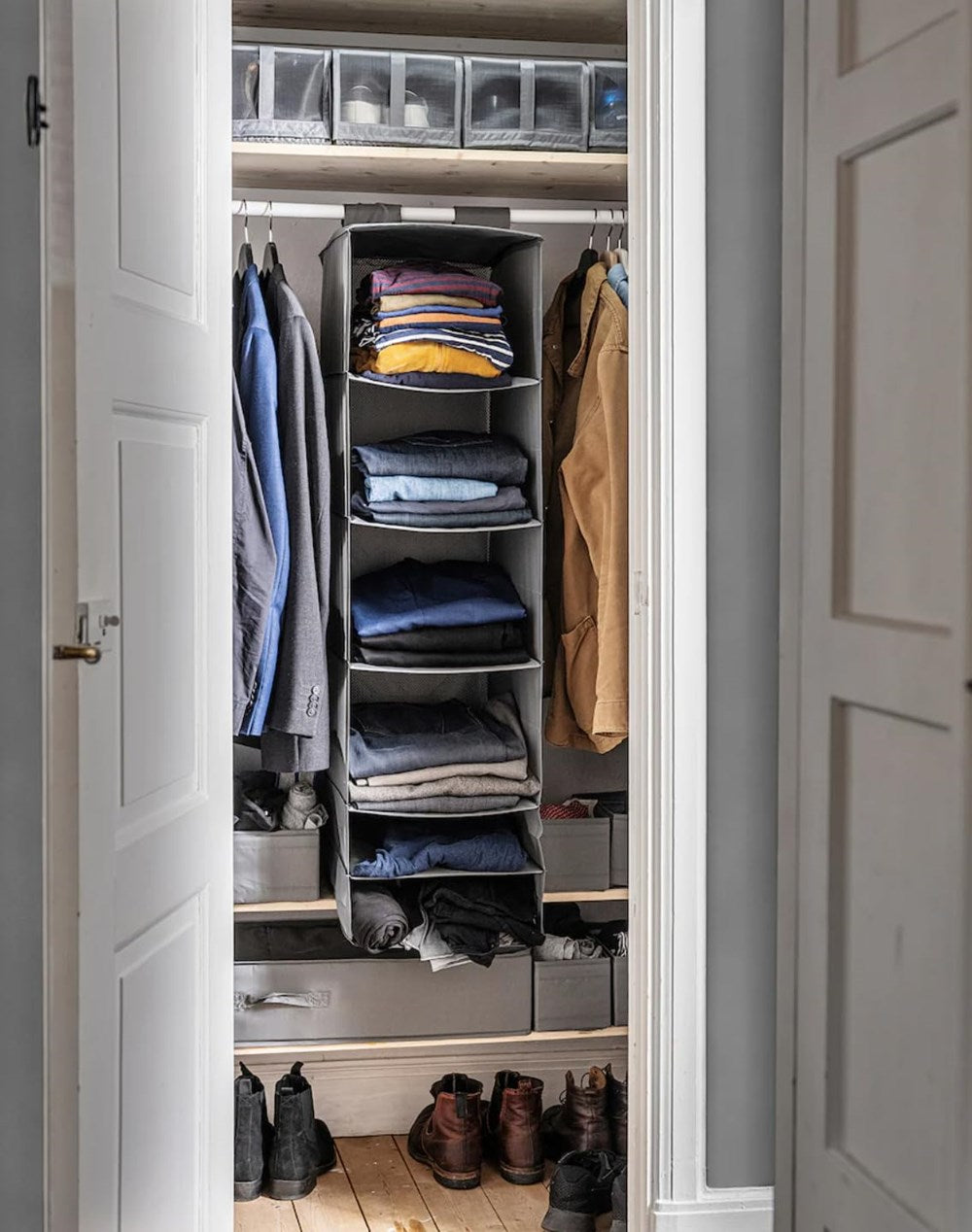 6 -Compartments Hanging Clothes Closet Storage Organizer