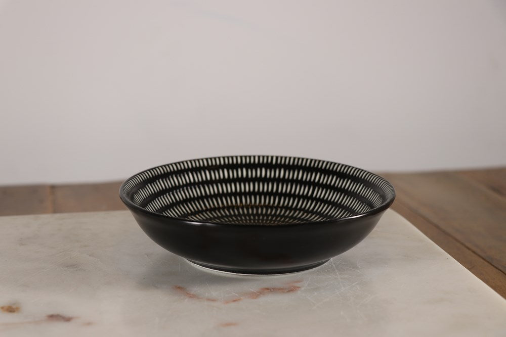 Black & White Porcelain Dinnerware | Full House Lebanon
