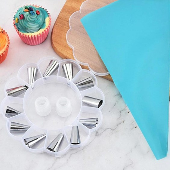 Piping Bag Set with Storage Box | Full House Lebanon