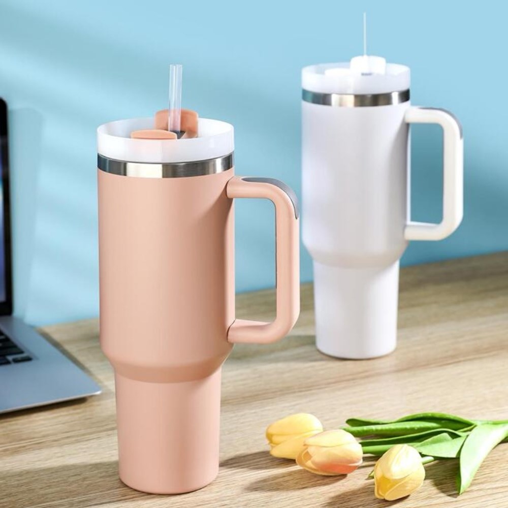 Insulated Tumbler with Straw - Black | Full House Lebanon